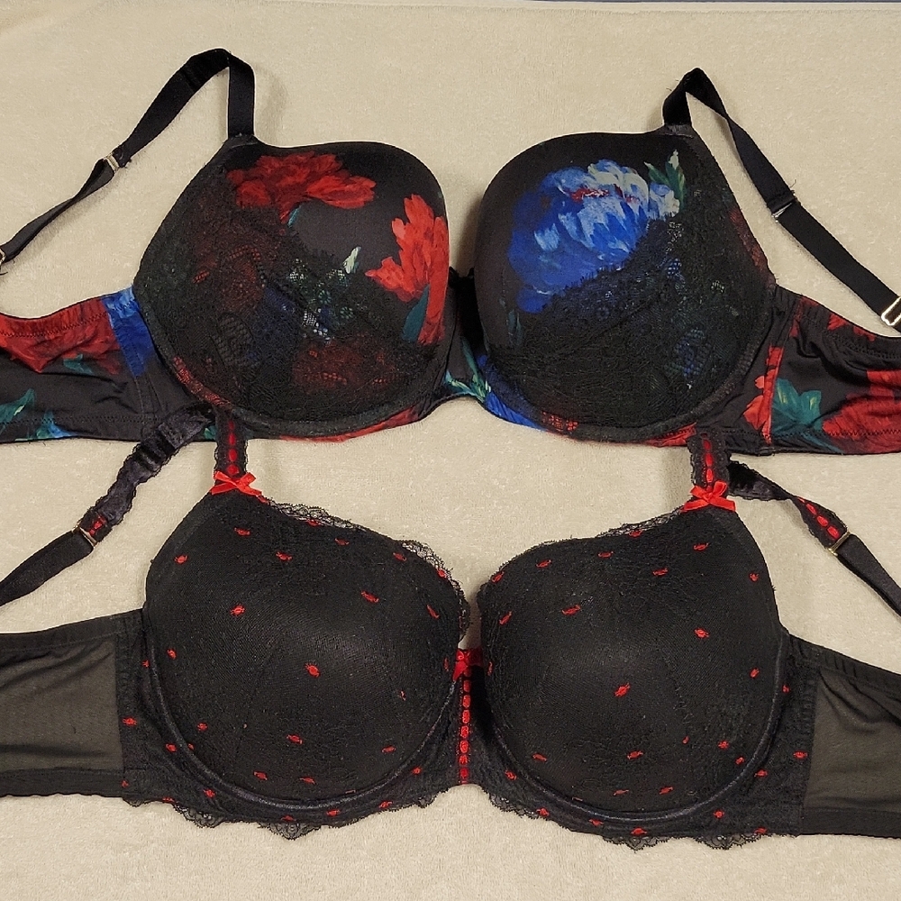 Cacique Black and Red Padded Bras Intimates & Sleepwear